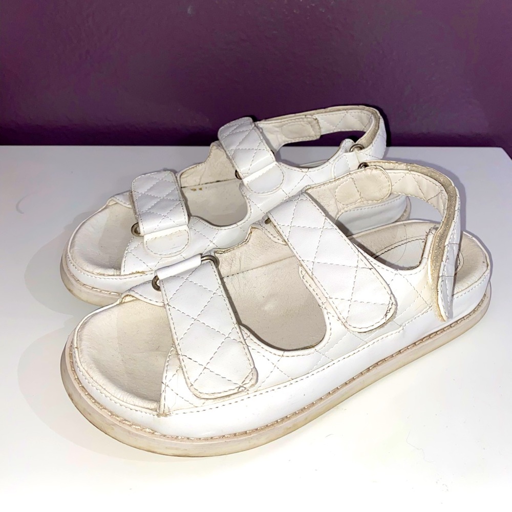 Princess Polly White Wake up love Sandals